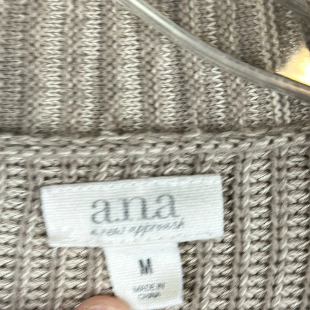 A.N.A medium cardigan sweater 22 p2p 28” length front pockets preowned - Picture 4 of 6